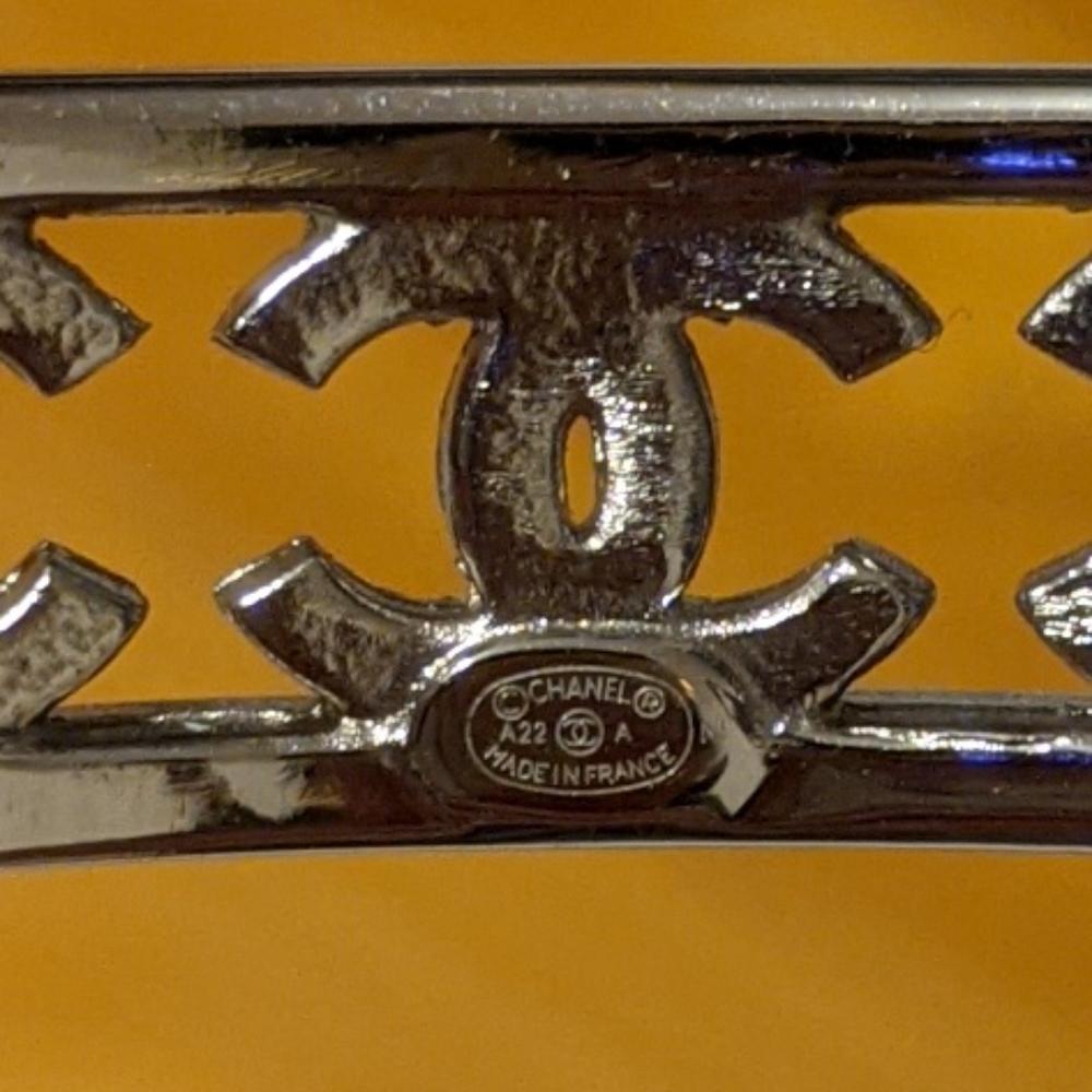 Chanel cuff - Picture 13 of 13